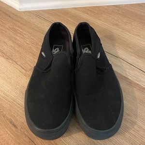 Vans. Size 8.5. Black.